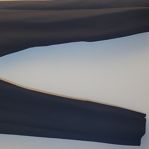 ATHLETA TROUSERS Stellar Size 4 Bkack - Picture 8 of 16